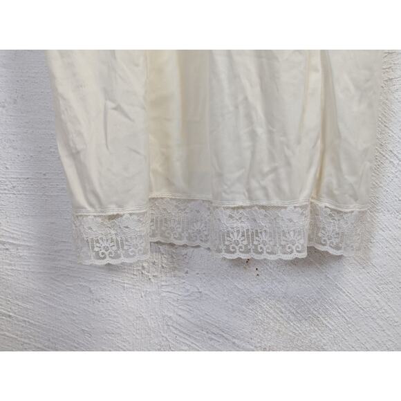 Vtg Wonder Maid Slip Dress Womens Medium White Lace Slinky Sleek Midi Coquette - Picture 4 of 9
